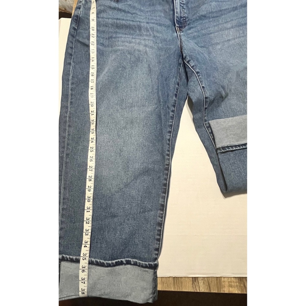 Edited x Hunter McGrady Blue Capri Jeans Plus Sz 20W Medium Wash Cuffed Cropped - Picture 3 of 8